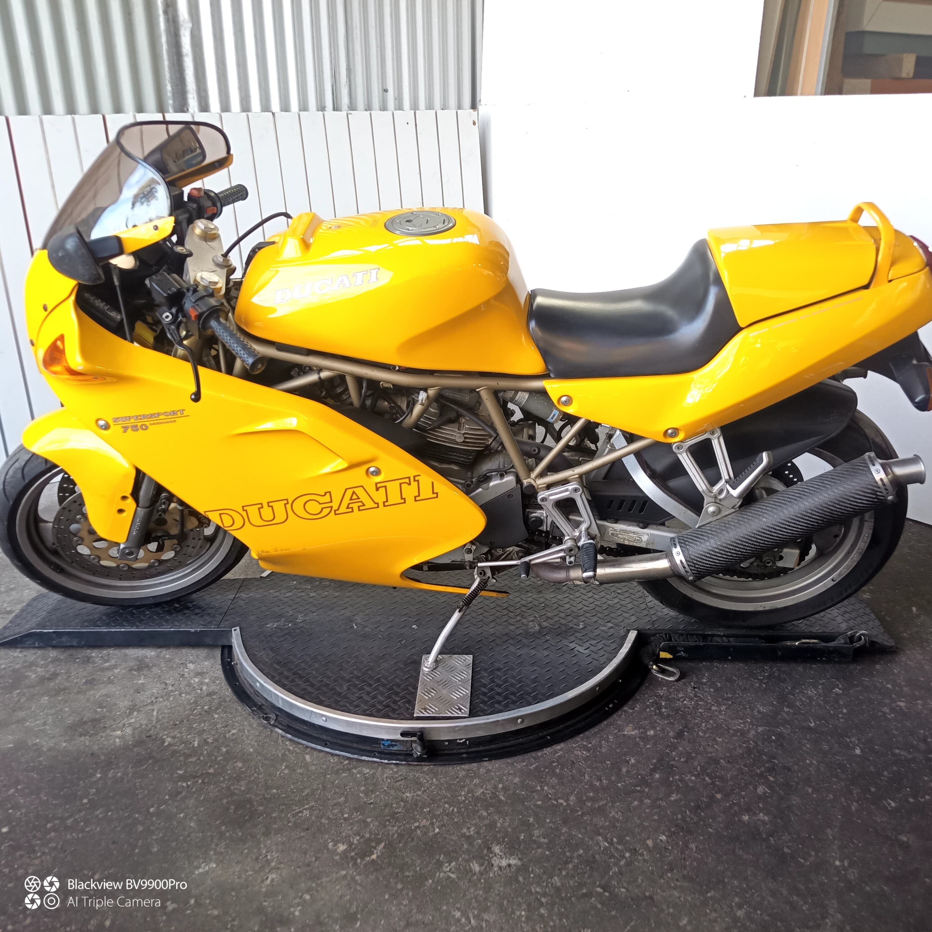 1997 Ducati 750ss