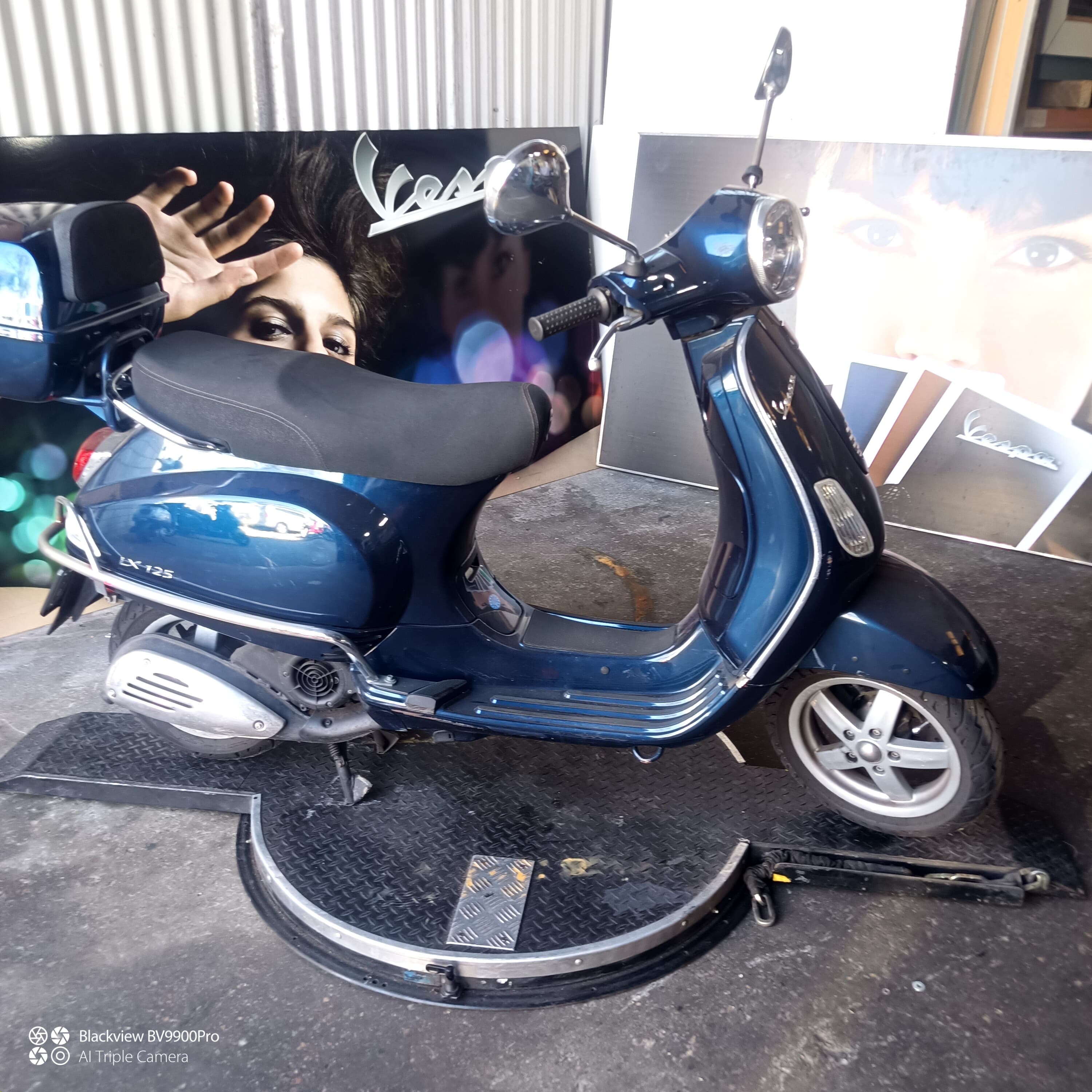 2010 Vespa LX150